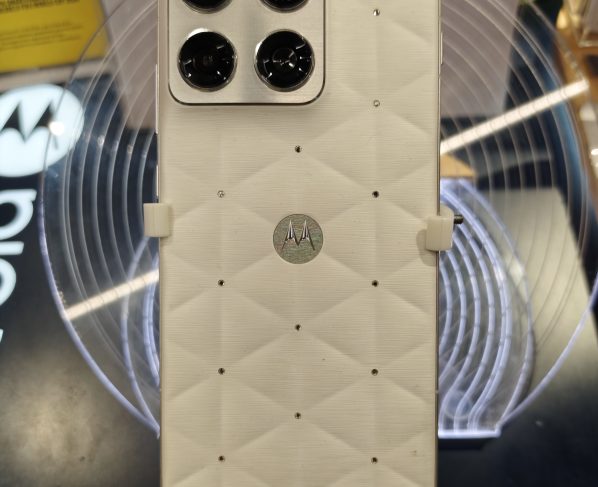 Motorola Edge 70