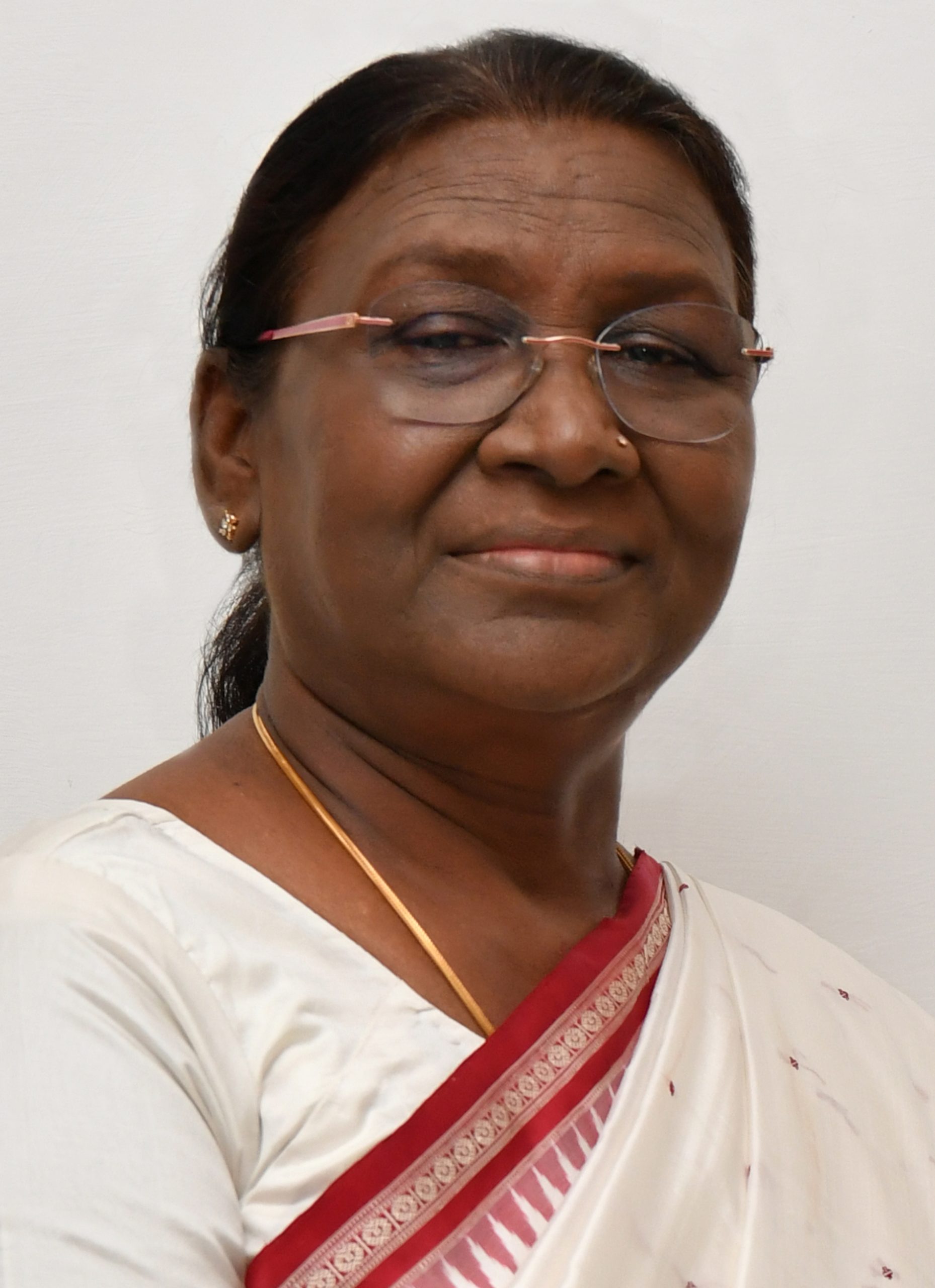 President Murmu confers Teachers Award on 48 educators at Vigyan Bhawan