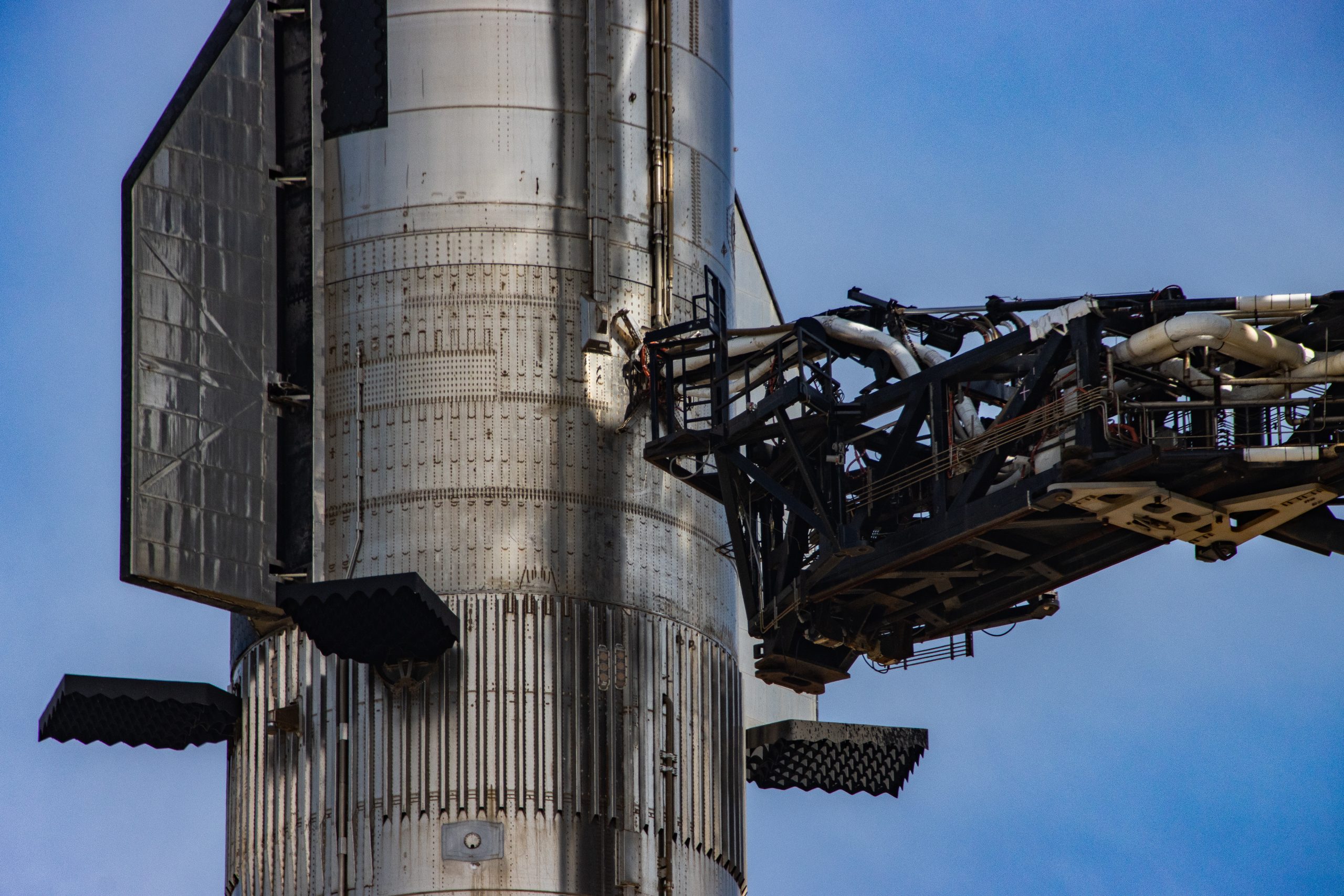 Super Heavy Booster 21 rolled out to pad ahead of Starship launch